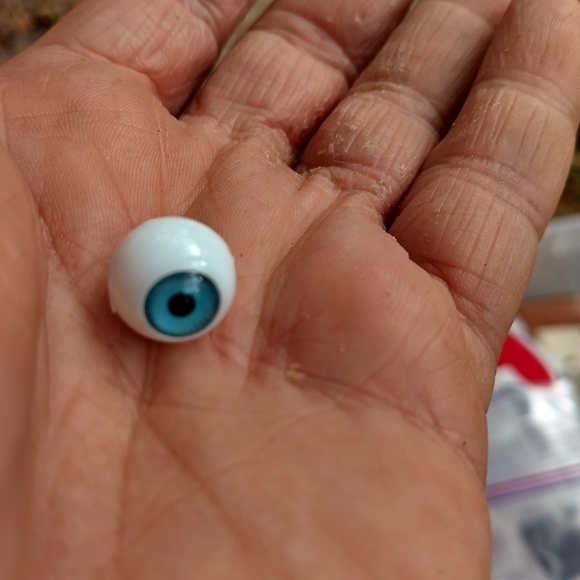 Vintage Playhouse Collection 12mm Blue Eyeballs Eyes for Doll Making - Picture 1 of 1